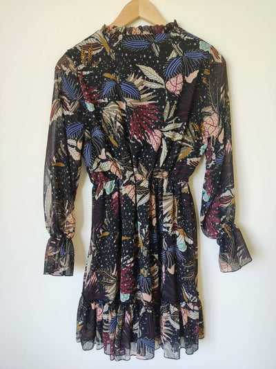Small Long Sleeved Patterned Dress