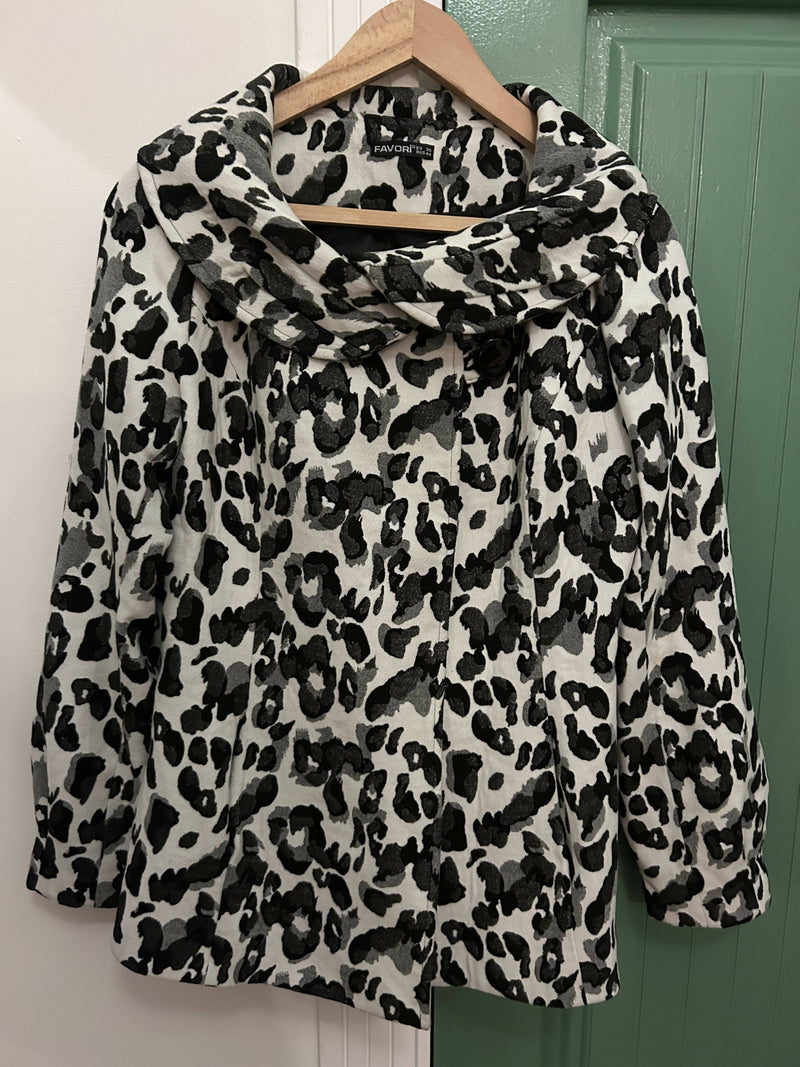 Black & White Warm Coat-Jacket EU38