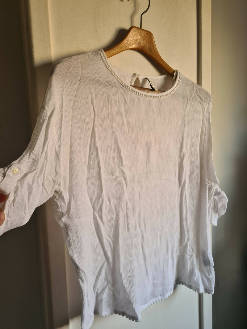 Stradivarius White Blouse 3/4 Sleeves Size: M