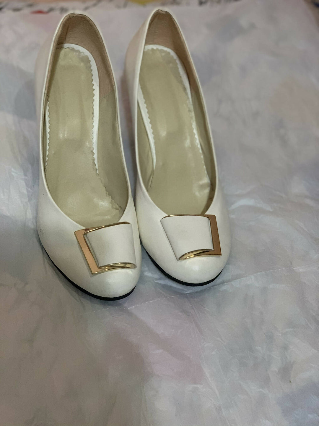 White heels Size 40