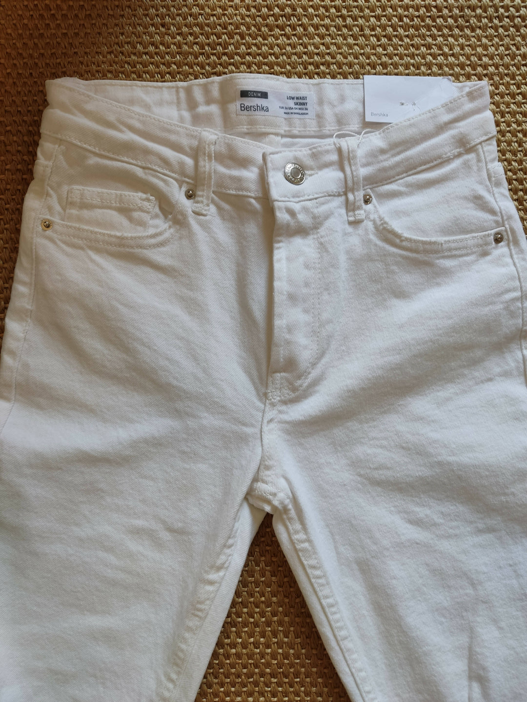 White Bershka Low Waist Skinny Denim NEW WITH TAG