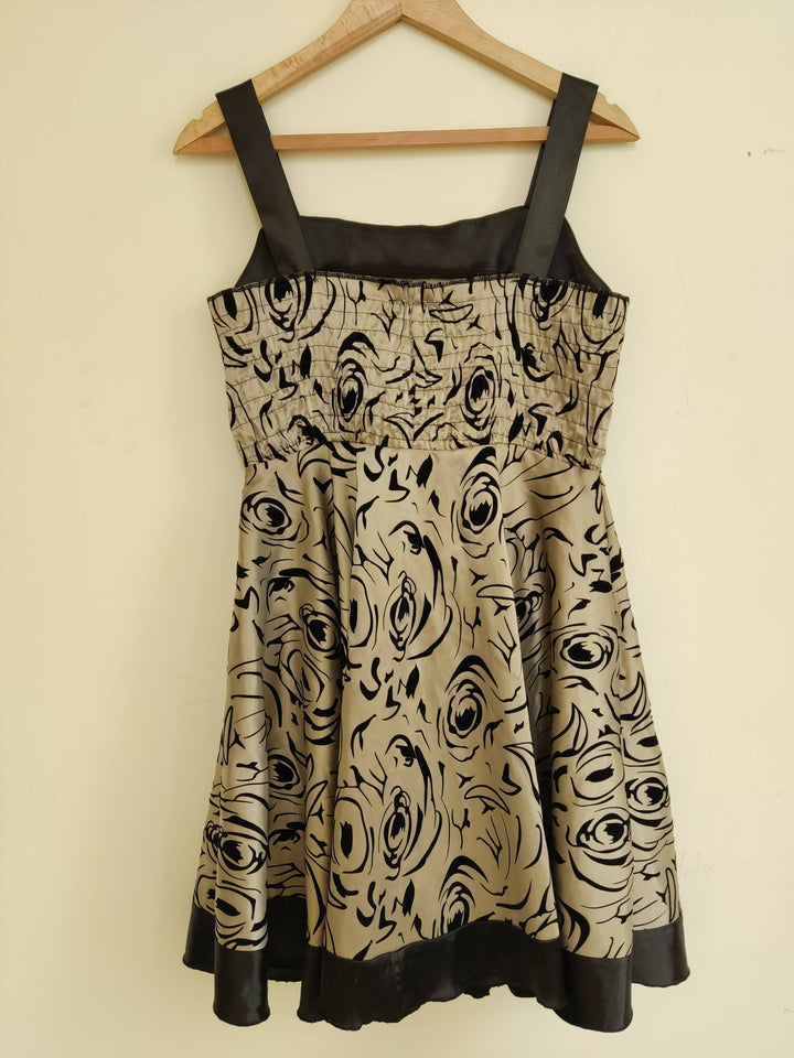 Patterned Dress Size 12