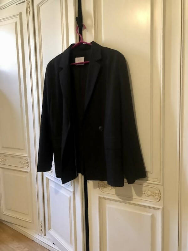 Black Bershka Blazer Medium sized