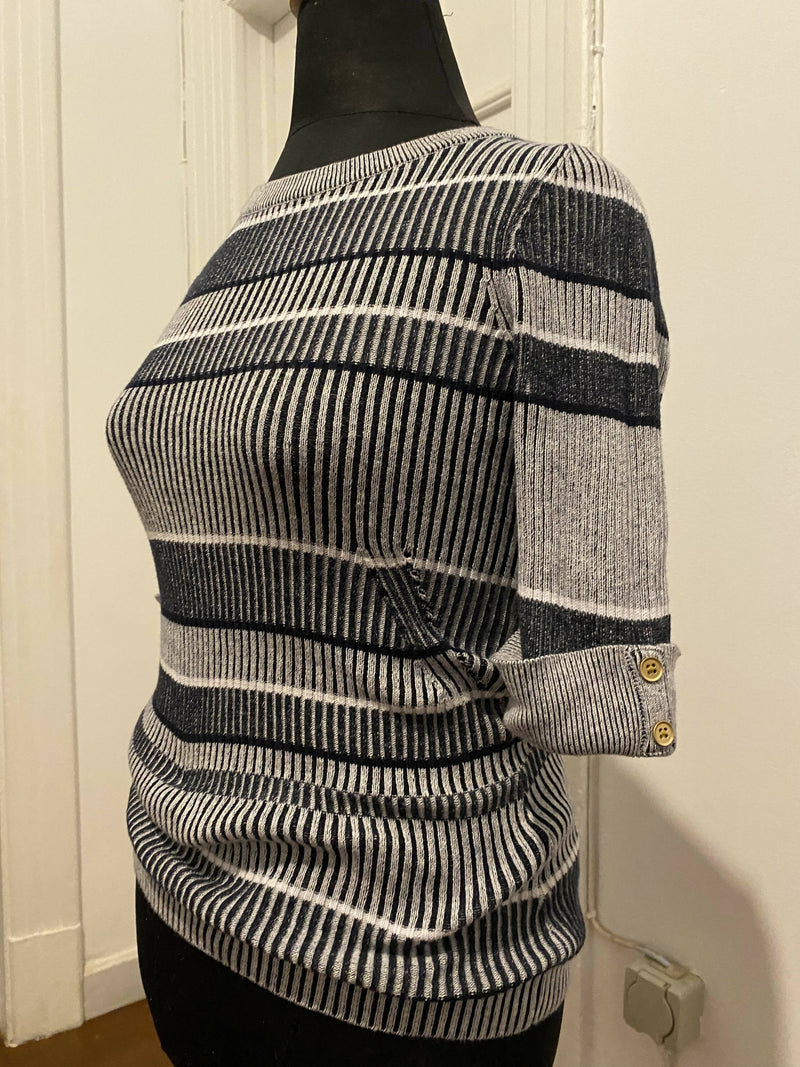 Striped Pullover Size: XS/S