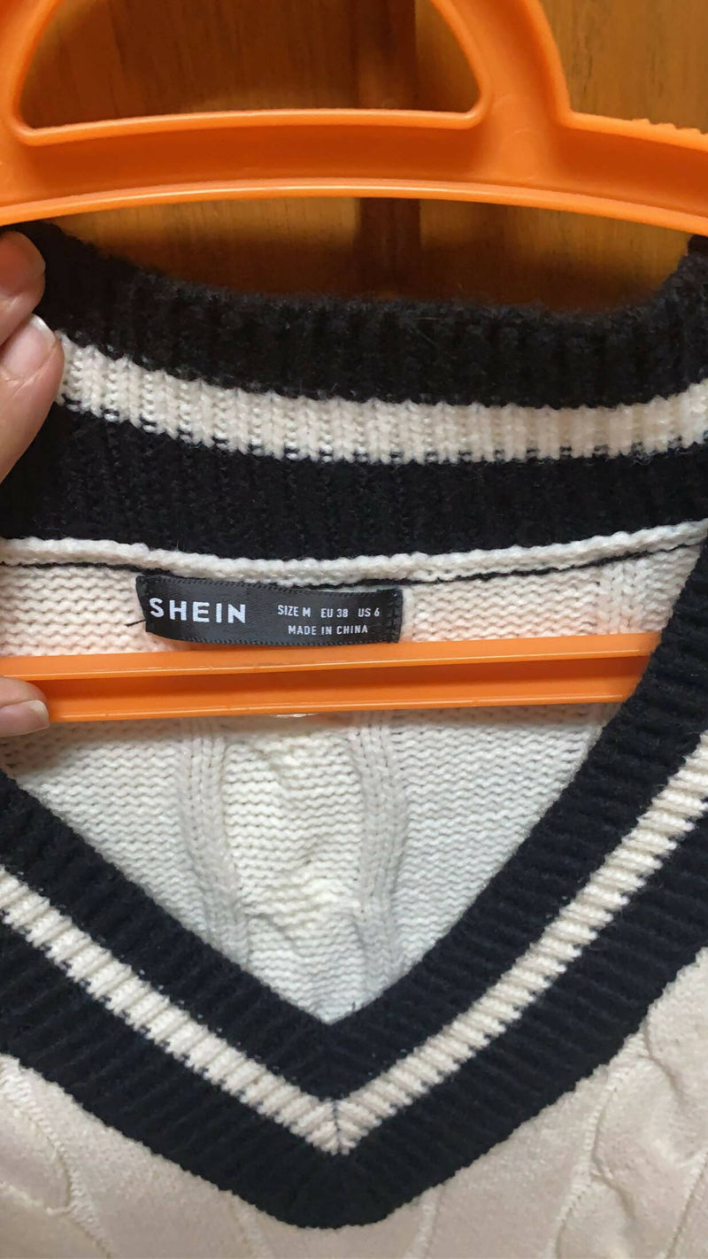 NEW SHEIN Sweater Vest Size: M