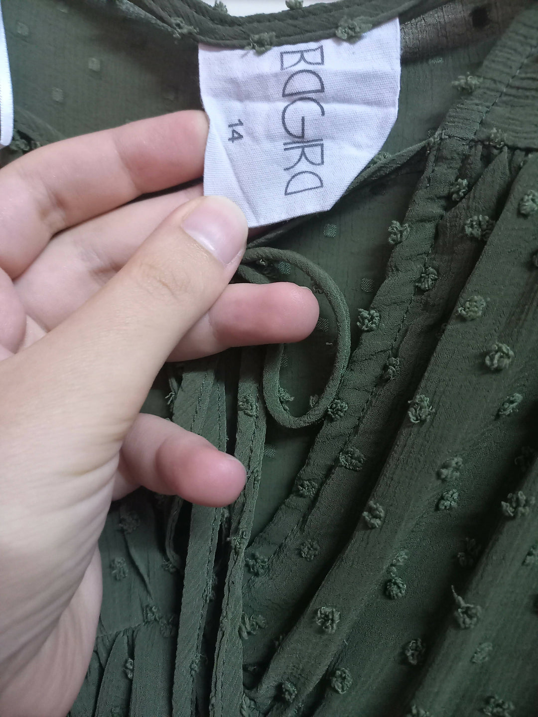 Ruffle Chiffon Dress Size: 14
