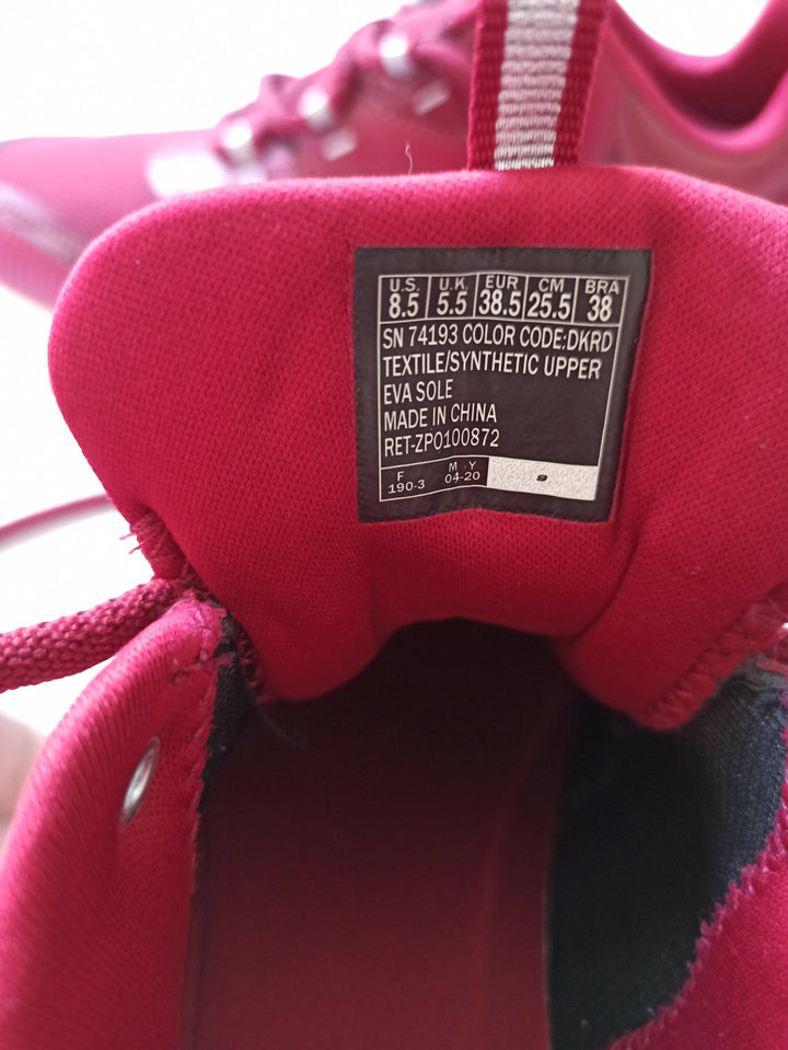 Red Skechers Air-Cooled Memory Foam Size:38.5
