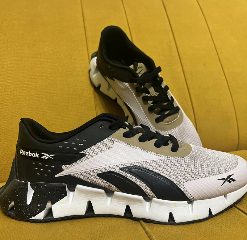 Reebok Dynamica 2 Size: 44