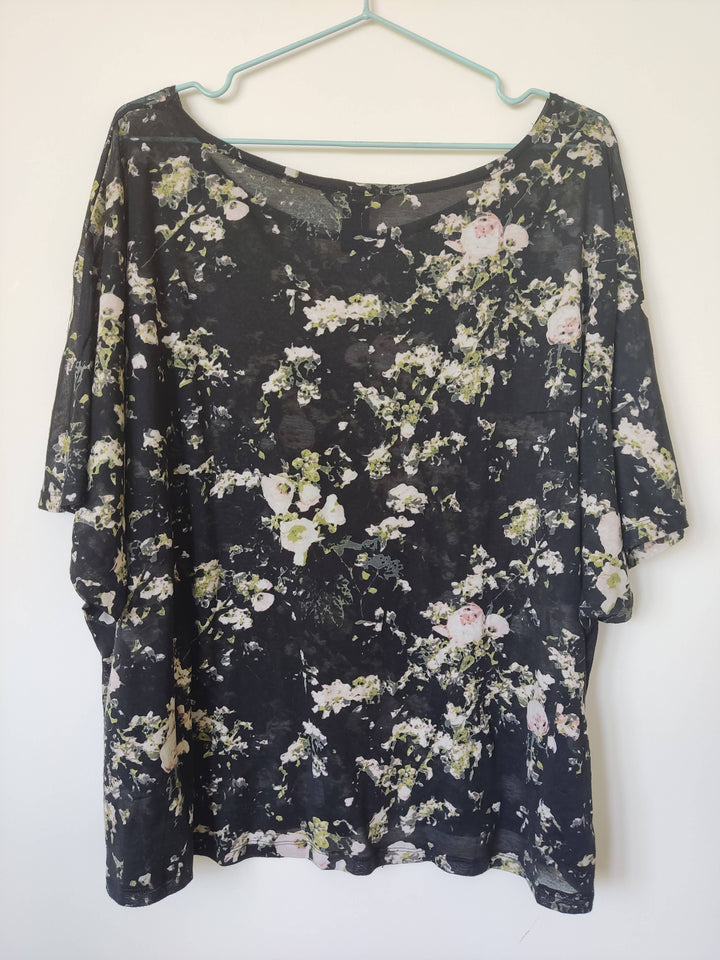 2XL Black Floral H&M Top