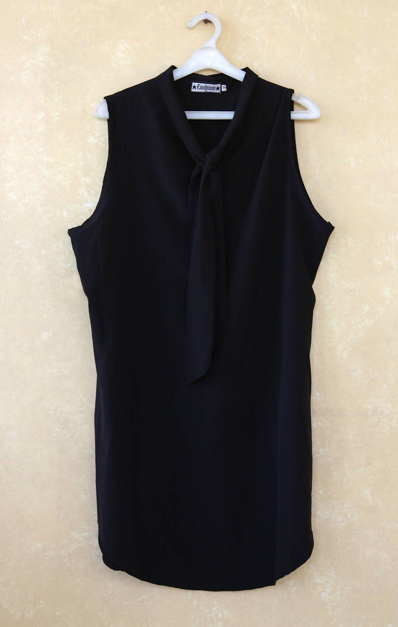 New Tie-Knot Neck Sleeveless Top