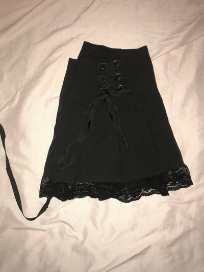 Goth Lace Mini-skirt Size: S