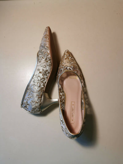 Flowery Gold Heels Size: 36 NEW