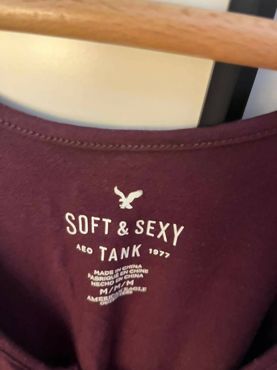 American Eagle Soft & Sexy Burgundy Top Size M