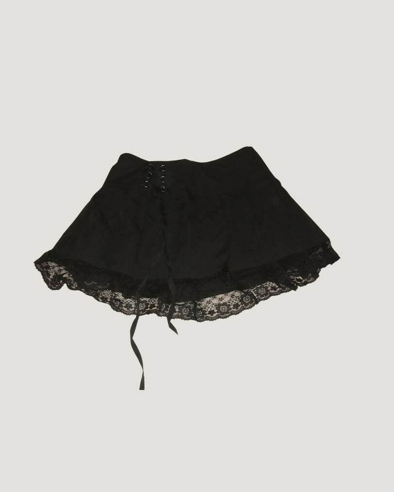 Goth Lace Mini-skirt Size: S