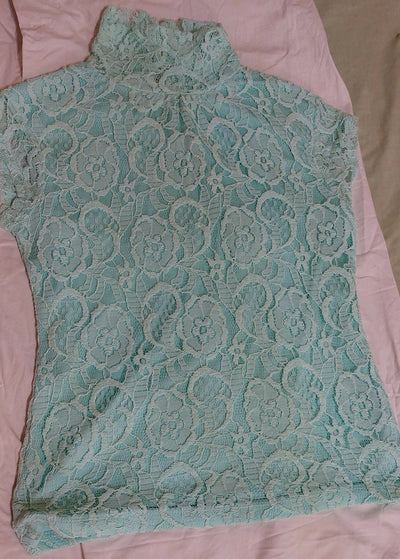 Red Tag Baby Blue Lace Top Size :S