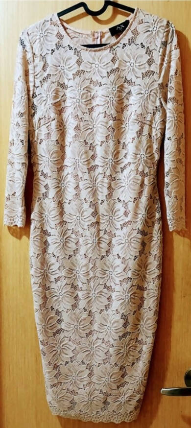 Brand New Armani Exchange Creme Lace Fitted Dress Size 8