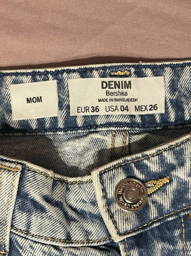 Bershka Denim Mom Jeans Size 36