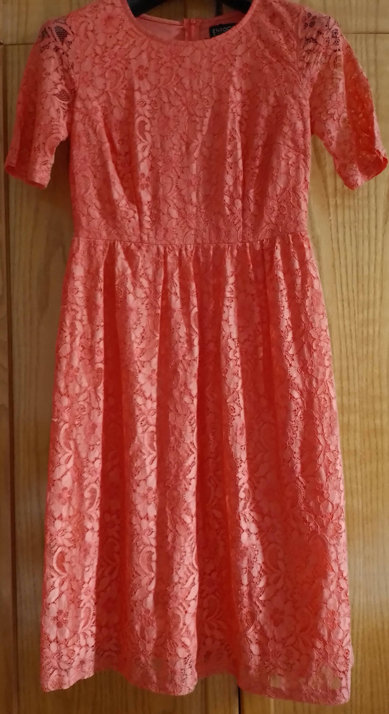 Enfocus Studio Coral Lace dress *Brand New* Size: 8