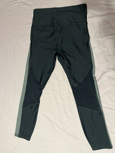 Black & Grey Under Armour Legging Size M (never worn)