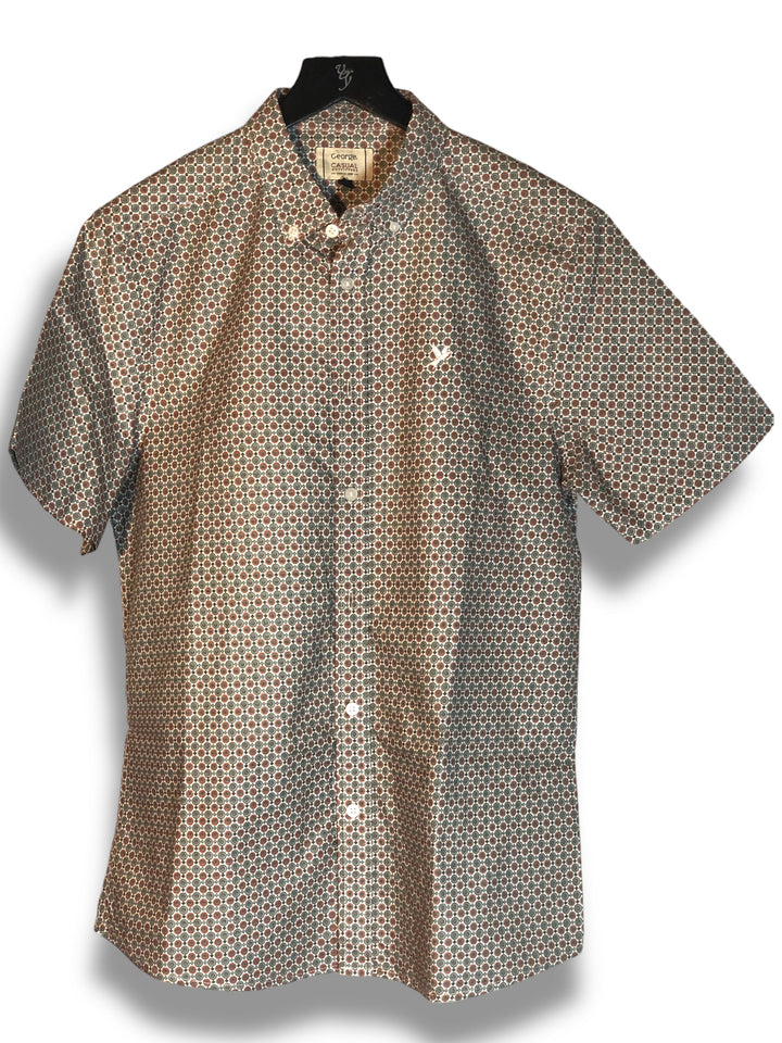George's Vintage Shirt Shirt Size: M/L
