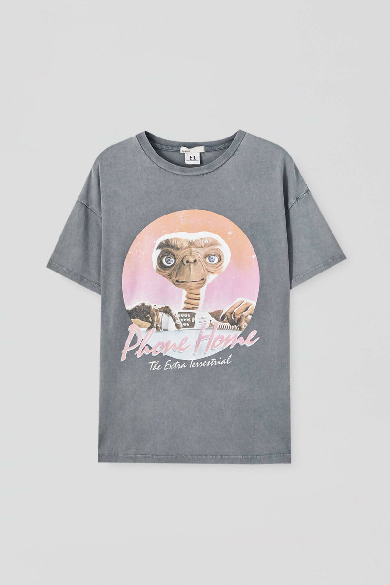 NEW Pull & Bear ET T-Shirt Size:XS