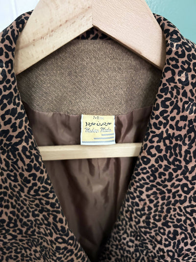 Brown Coat Leopard Collar Size M-L