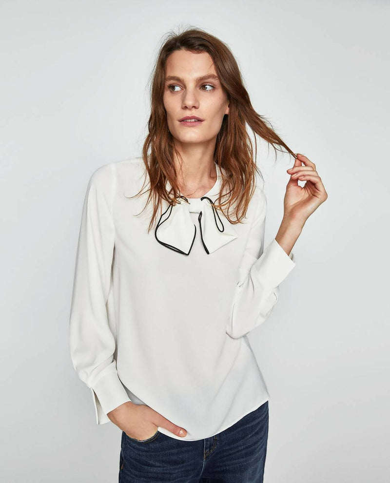 Zara Cream Blouse w/ Bowtie Size:M