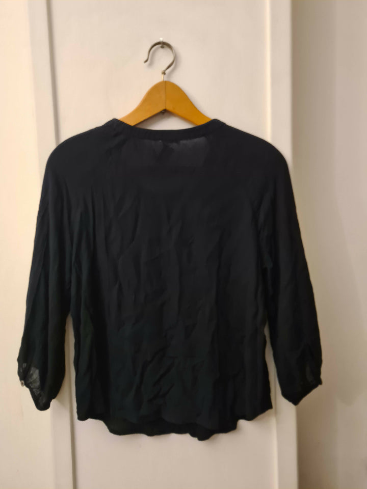 Forever 21 Black Embroidery, 3/4 Balloon Sleeves Blouse Size:S