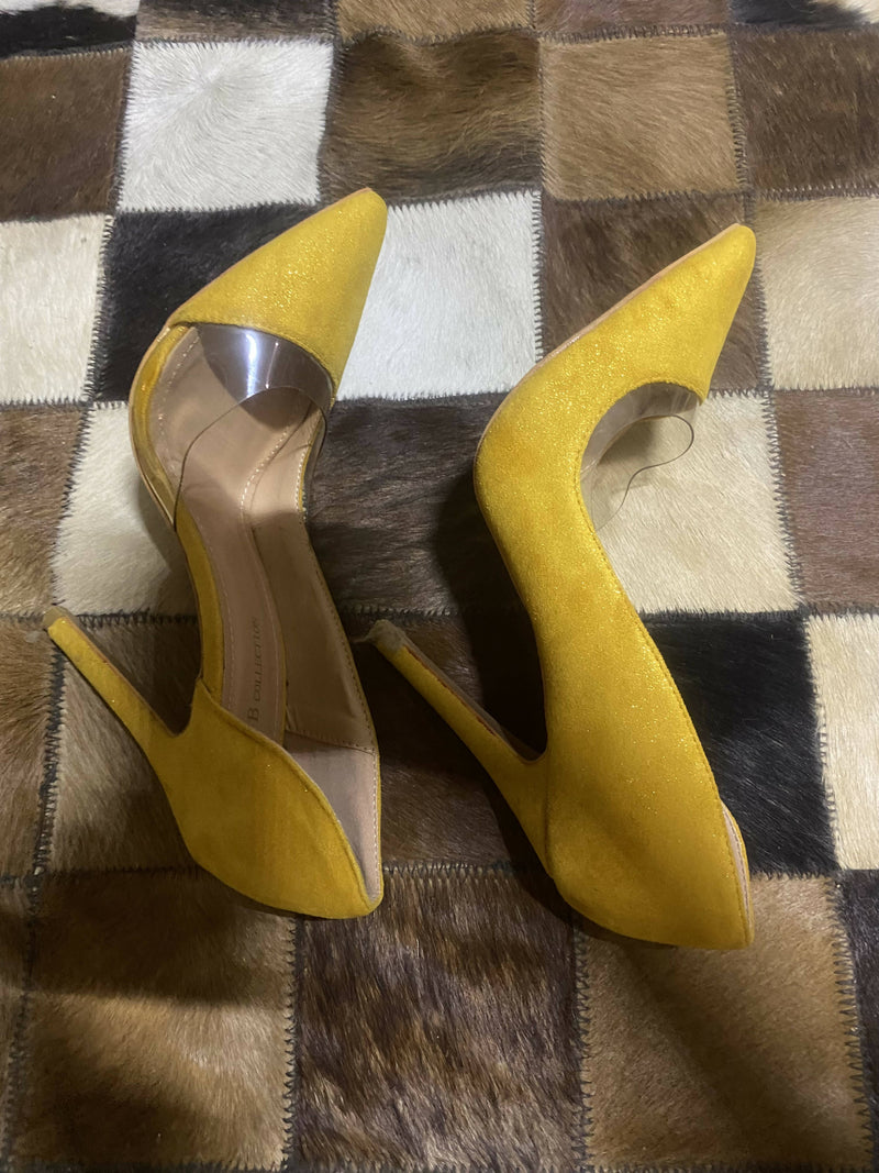 JB Collection Mustard Heels Size 38 / AS NEW