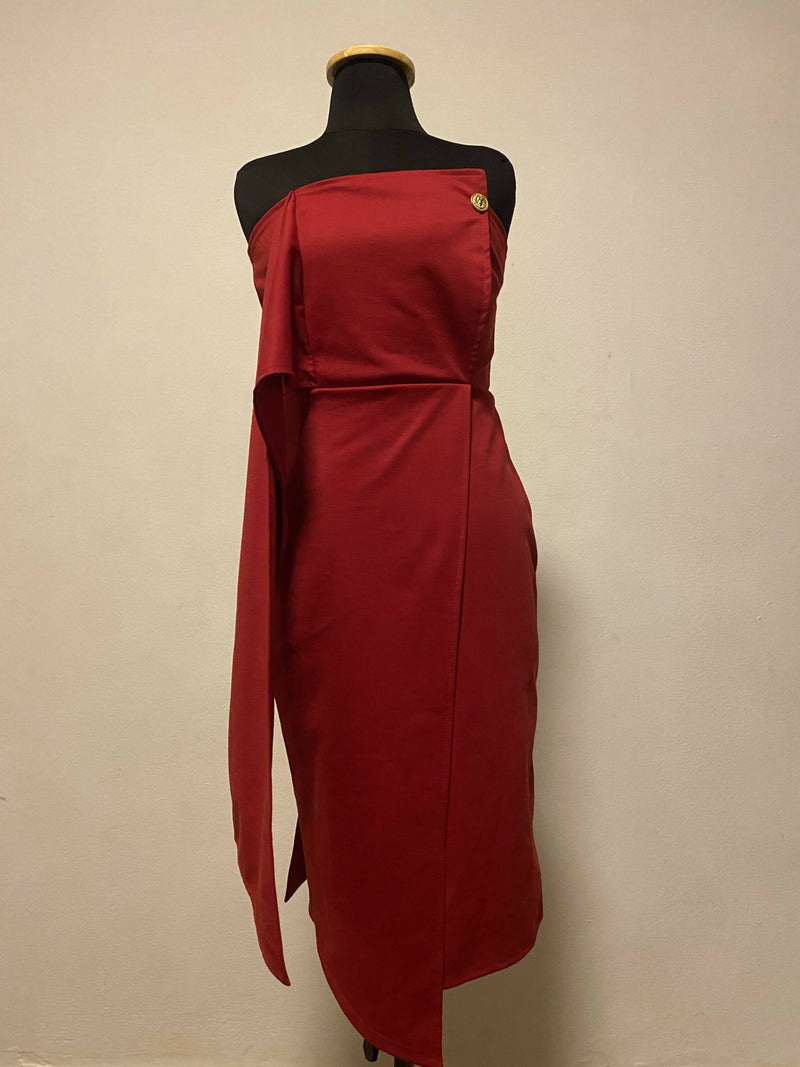 Red Dress (Brand: Qesto) (Available in Small and Large)