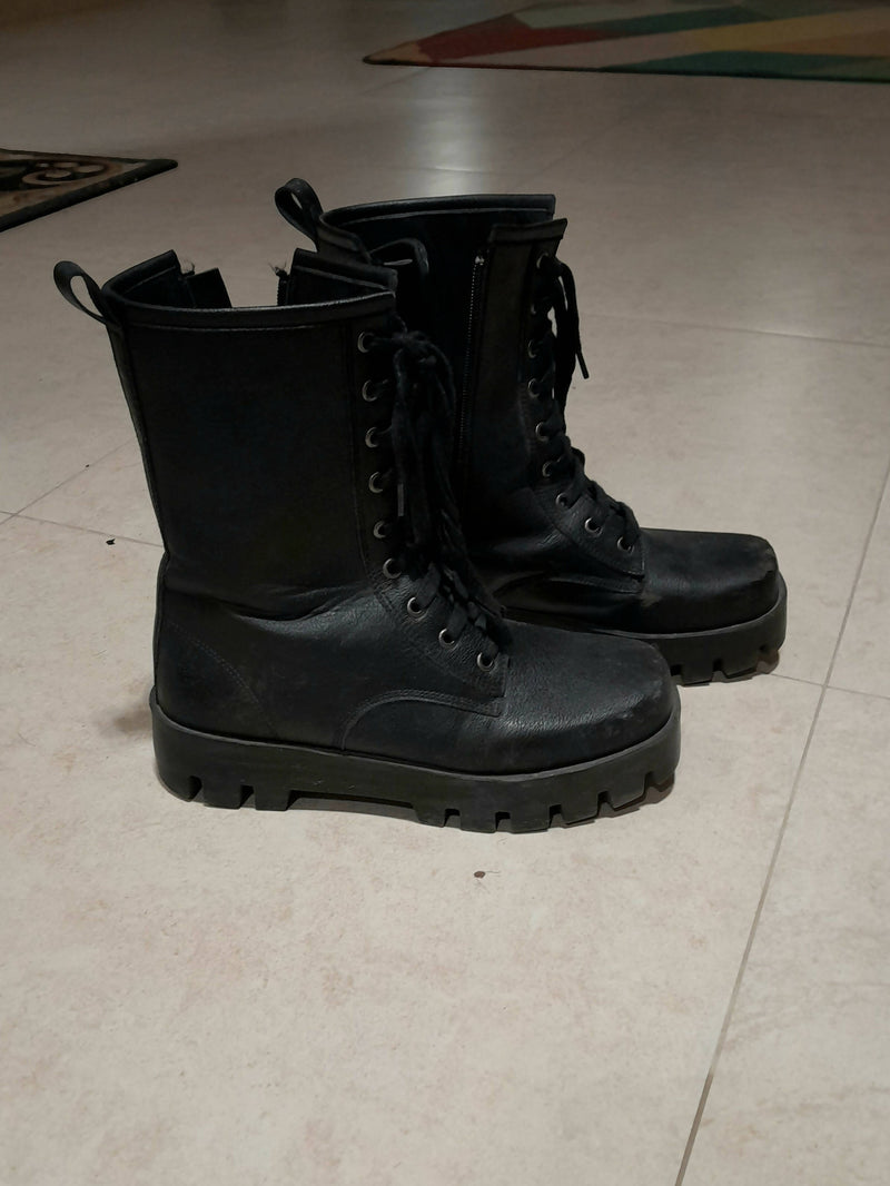 Combat Boots Size: 40