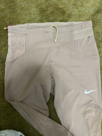 Nike Leggings Size: L