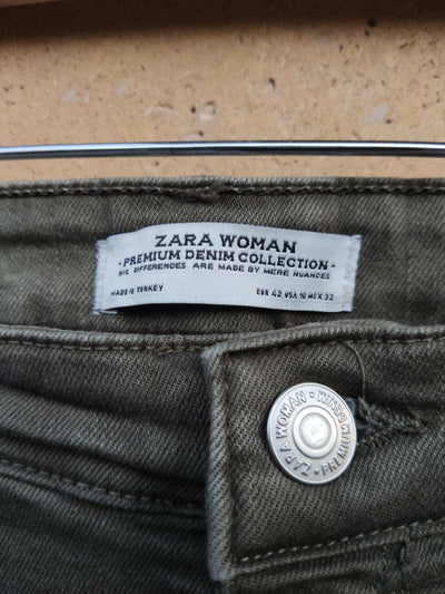 Zara Dirty Denim Size EUR42