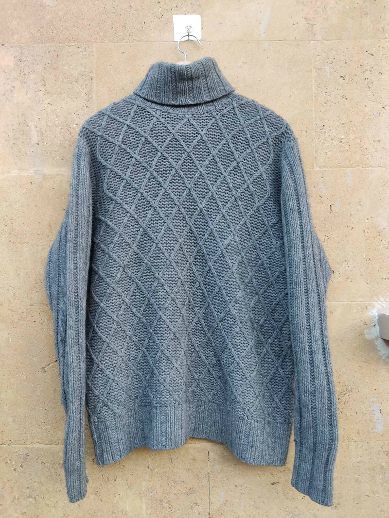 McNeal Wool Pullover Size: M/L