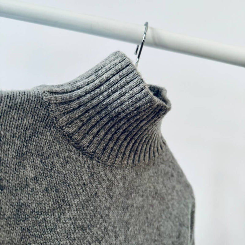 H&M Grey Relaxed Fit Turtleneck Sweater - Size: S