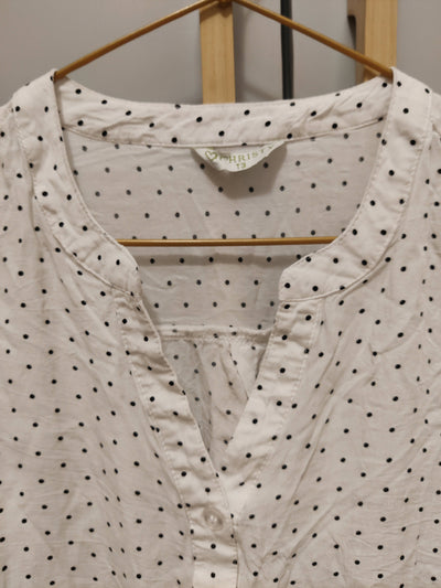 White Polka Dot Blouse 3/4 Sleeve Size:M/L