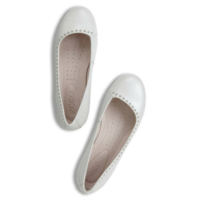 NEW ecco Cream Leather Women's Ballerinas Size:39 EU