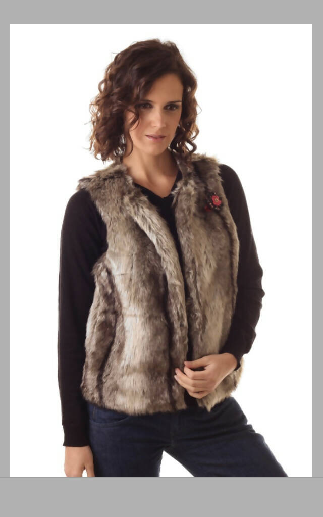 NEW Pepita Pérez Faux Fur Vest Size Large