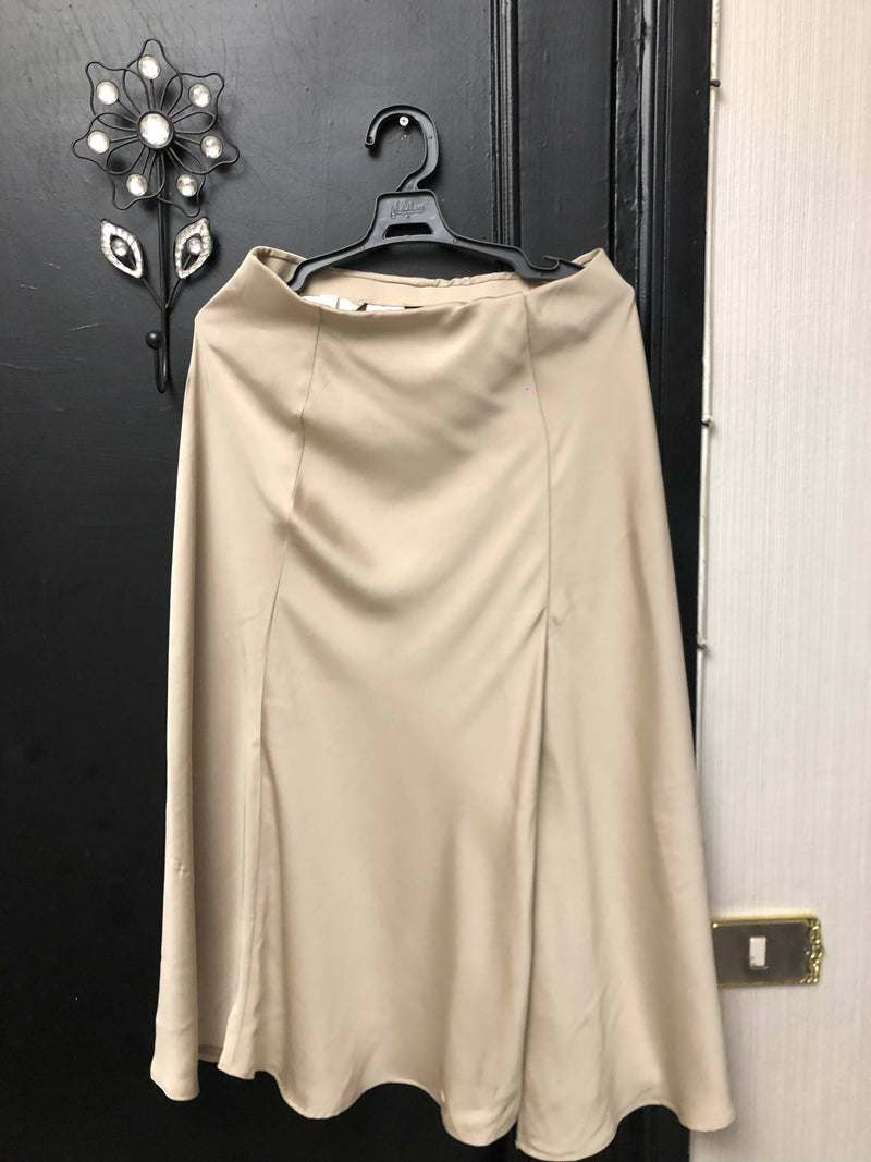 H&M Satin Skirt with Slit Size S