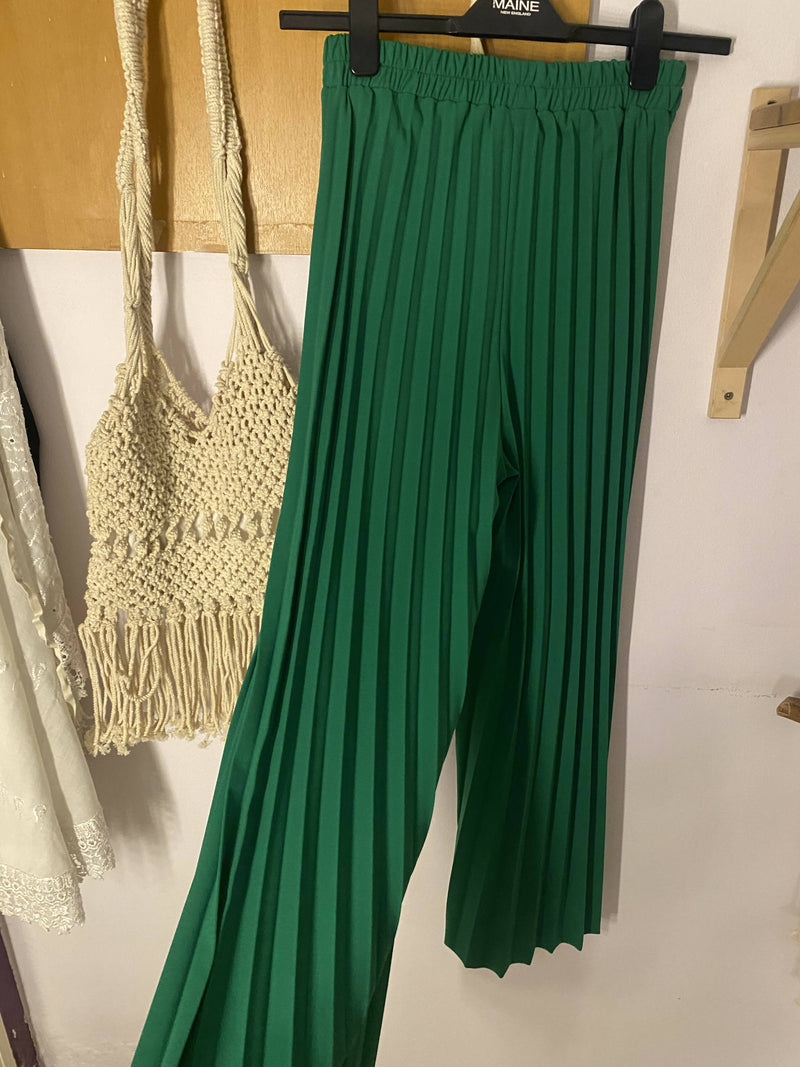 Green Plisse Pants Size M (Perfect Condition)