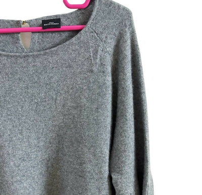 100% Cashmere Pullover Size: L