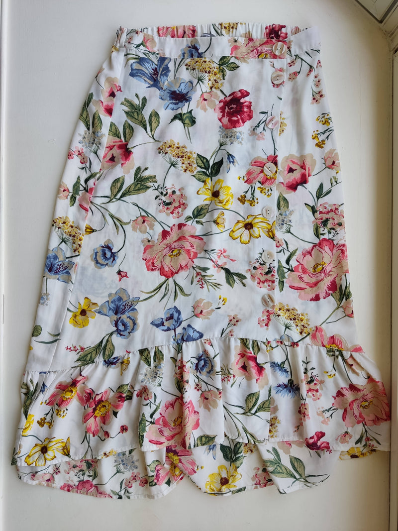 White Floral Skirt Size: 36