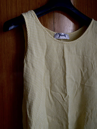 Yellow and White Top Size: XL/XXL