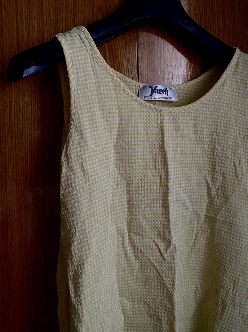 Yellow and White Top Size: XL/XXL