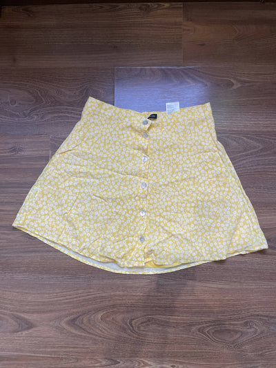 H&M Yellow Summer Skirt Size: M