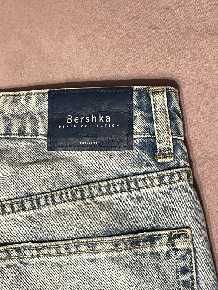 Bershka Denim Mom Jeans Size 36