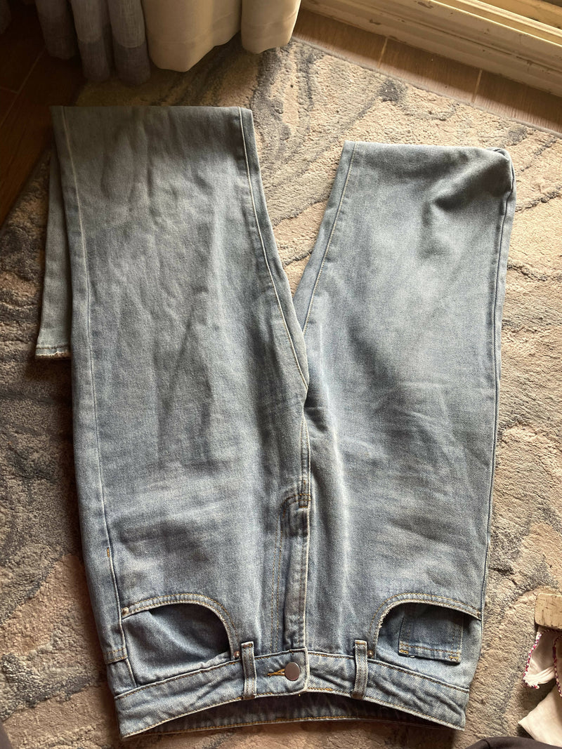 SHEIN Straight Leg Light Washed Jeans Size M