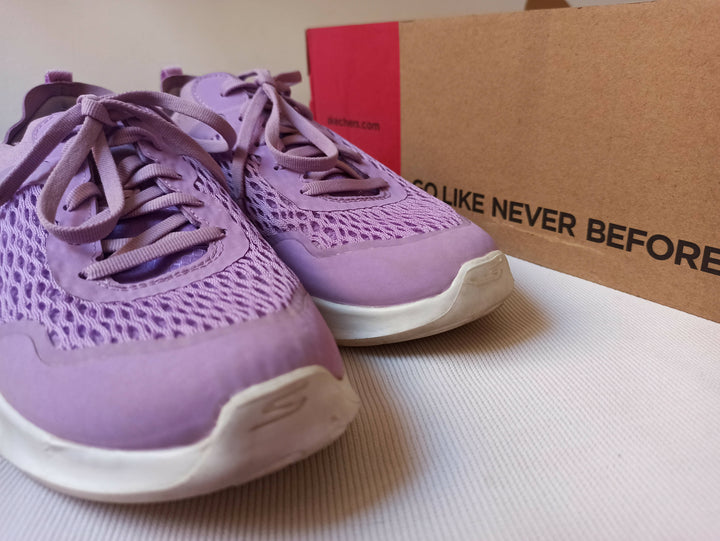 Lilac Ultra-Go Skechers Size 39