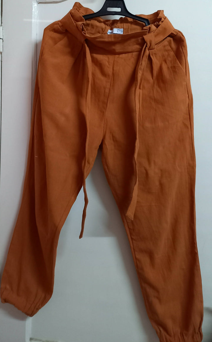 Lefties Paper Pants Size: L