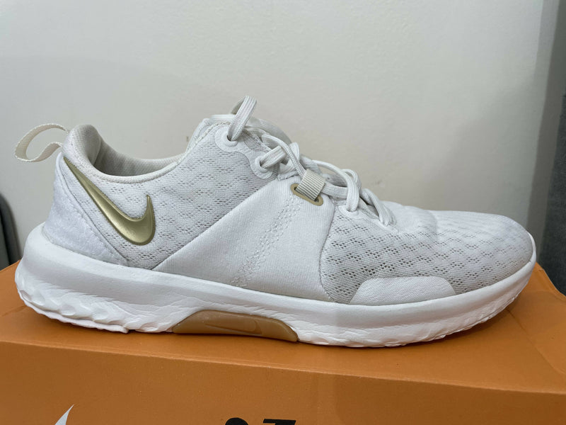 Nike Running Shoes Size: 39/40